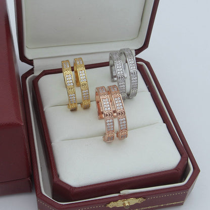 [LORA] LOVE EARRINGS 3.6MM DIAMOND PAVED