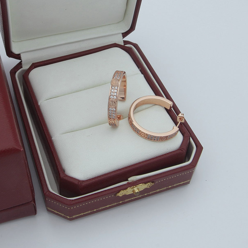[LORA] LOVE EARRINGS 3.6MM DIAMOND PAVED