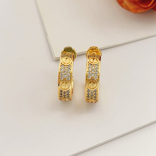 [Lora] LOVE 5.5MM DIAMOND PAVED EARRINGS