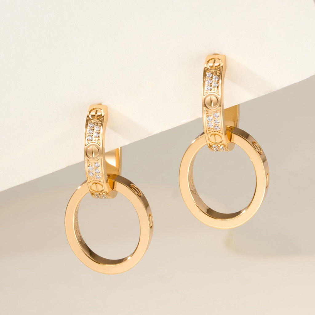 [LORA] LOVE 3.3MM DANGLE HALF DIAMOND EARRINGS