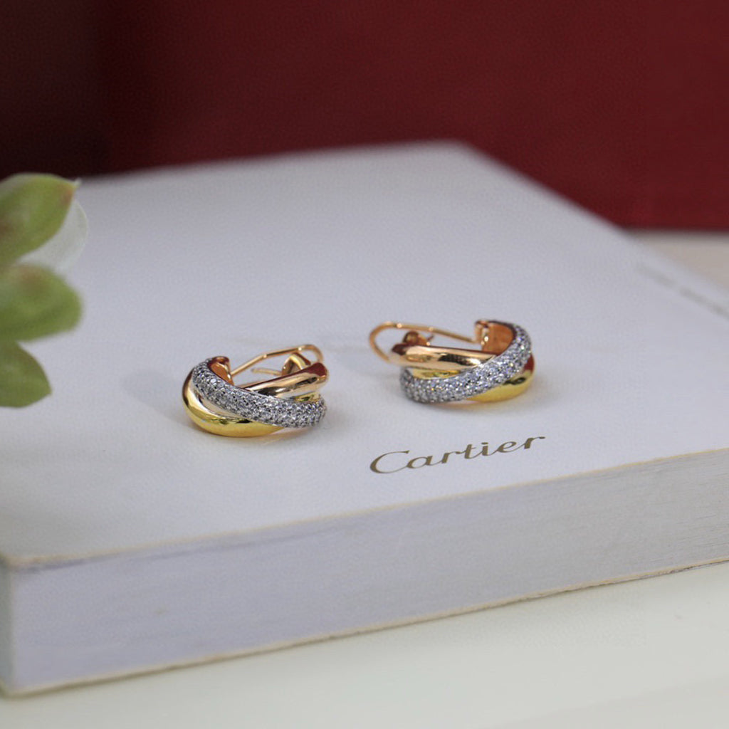[LORA] TRINITY HALF DIAMOND  CLASSIC EARRINGS