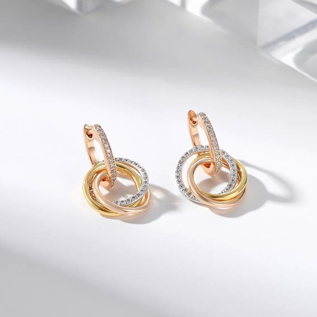[LORA] TRINITY HALF DIAMOND  EARRINGS
