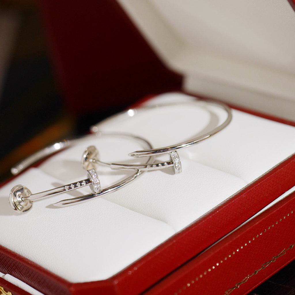[LORA] JUSTE HALF DIAMOND LARGE EARRINGS