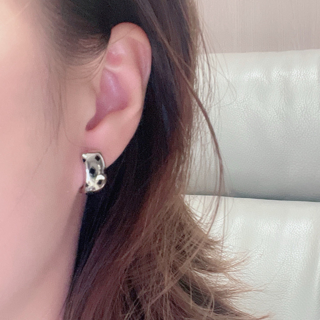 [LORA] PANTHERE MINI  EARRINGS
