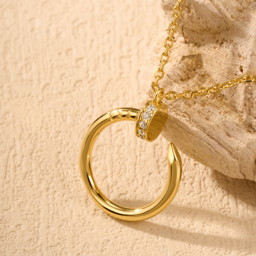[LORA] JUSTE NECKLACE HALF DIAMOND