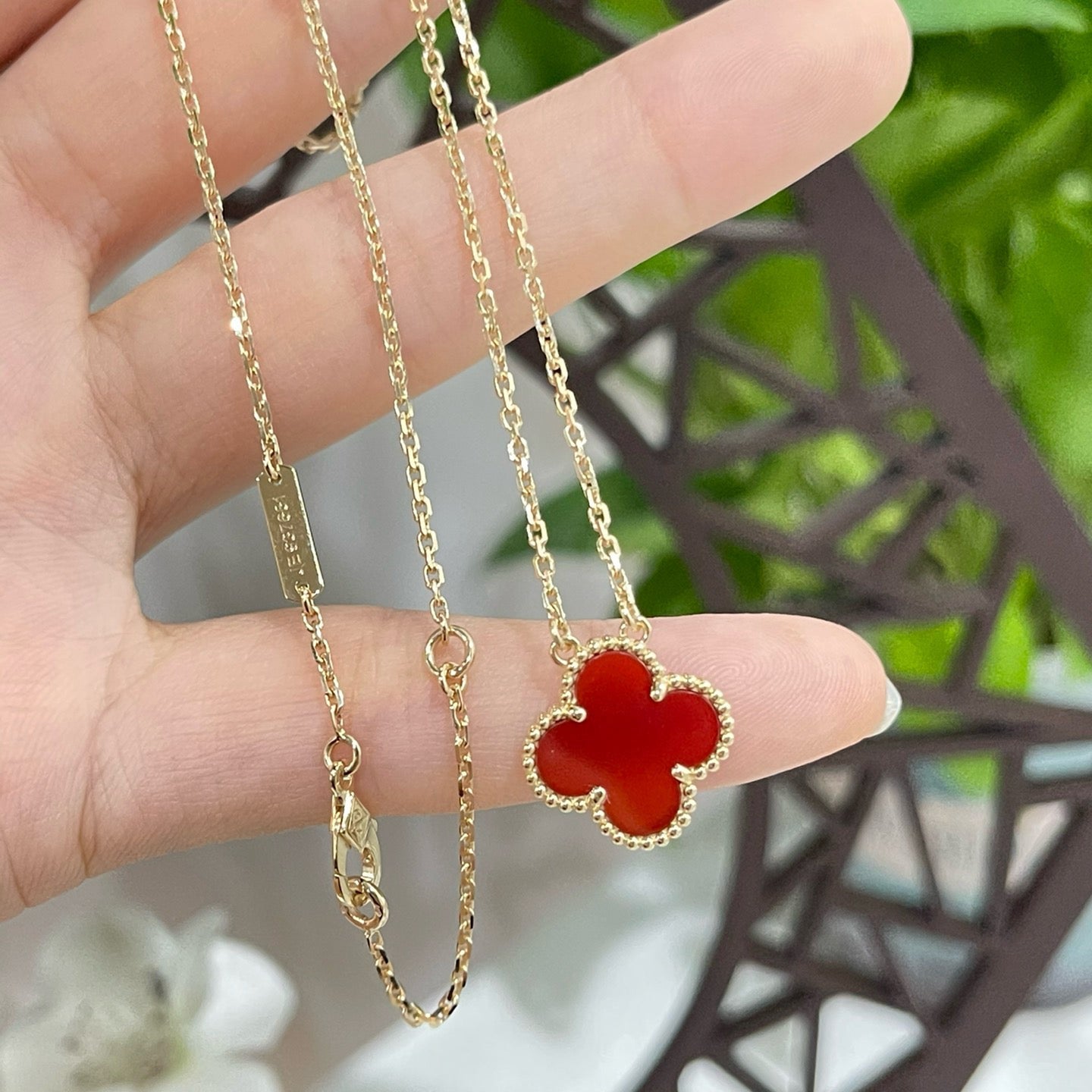 [LORA]CLOVER 15MM CARNELIAN SINGLE FLOWER NECKLACE