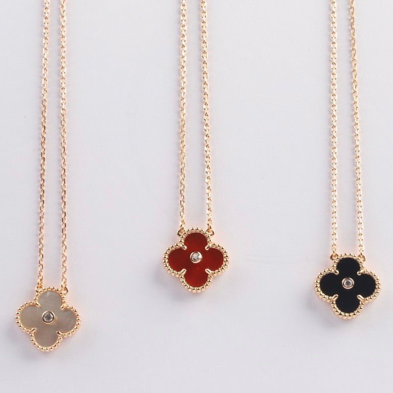 [LORA]CLOVER 15MM DIAMOND CARNELIAN NECKLACE