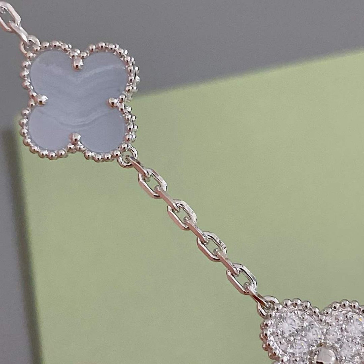 [LORA]CLOVER  5 MOTIF DIAMOND PURPLE CHALCEDONY BRACELET SILVER