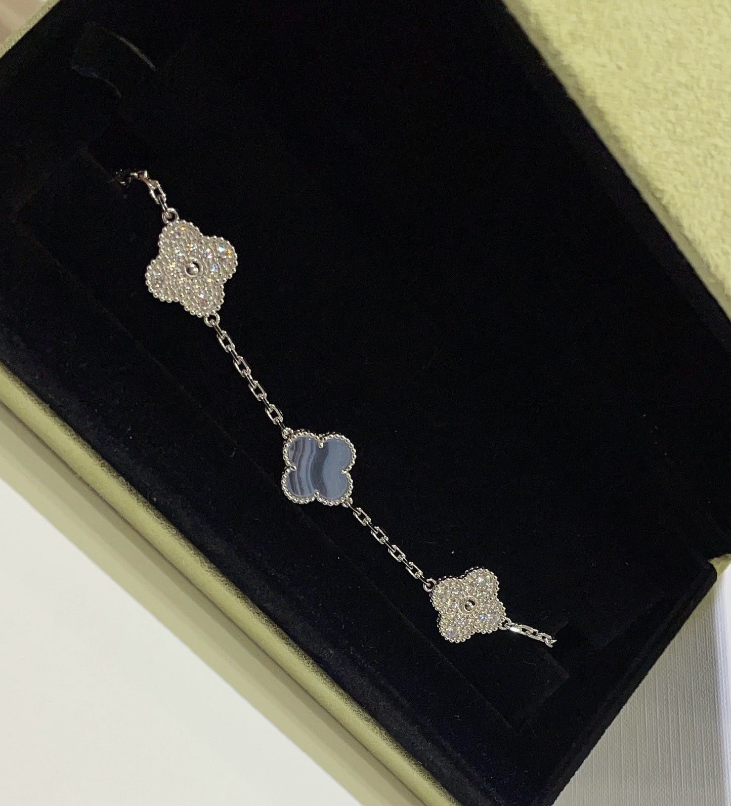 [LORA]CLOVER  5 MOTIF DIAMOND PURPLE CHALCEDONY BRACELET SILVER