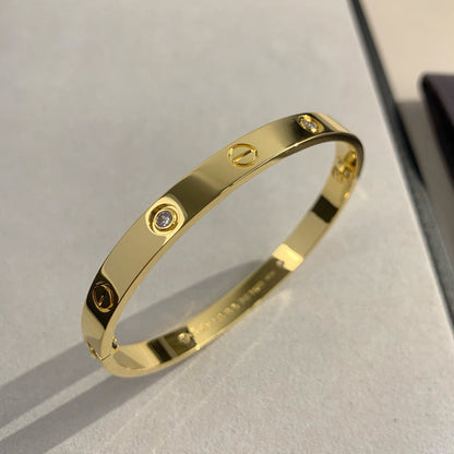 [LORA] LOVE BRACELET 6.1MM 4 DIAMONDS