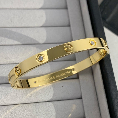 [LORA] LOVE BRACELET 6.1MM 4 DIAMONDS
