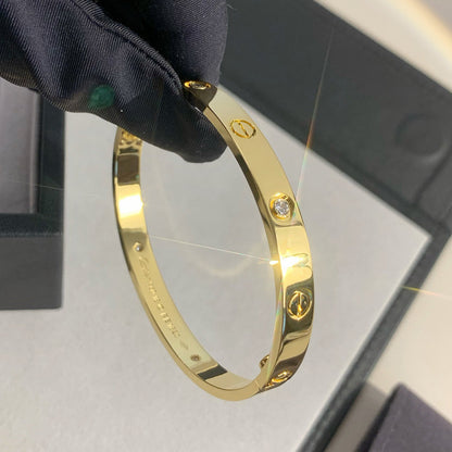 [LORA] LOVE BRACELET 6.1MM 4 DIAMONDS