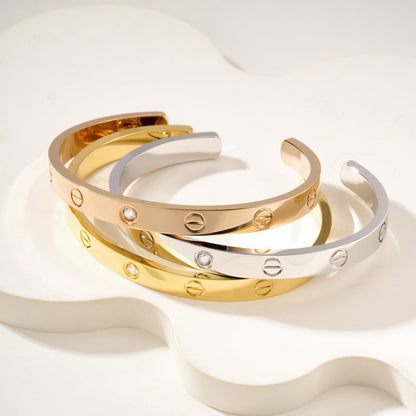 [LORA] LOVE BRACELET 6.1MM 1 DIAMOND OPEN CUFF