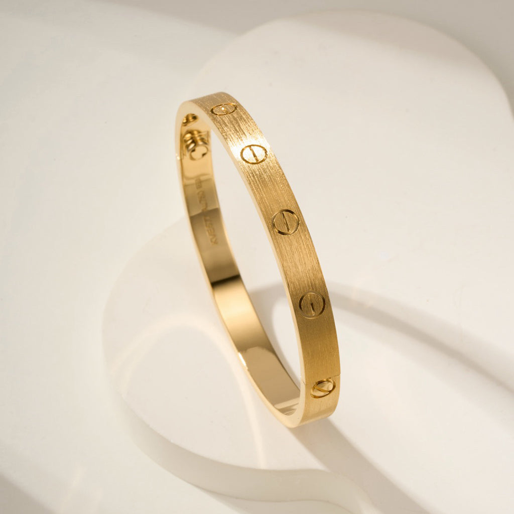 [LORA] LOVE BRACELET 6.1MM BRUSHED
