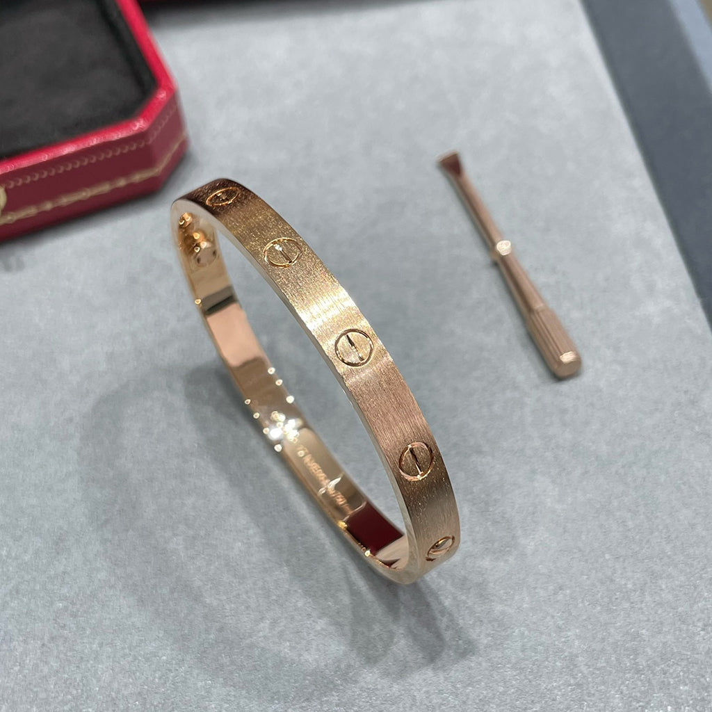 [LORA] LOVE BRACELET 6.1MM BRUSHED