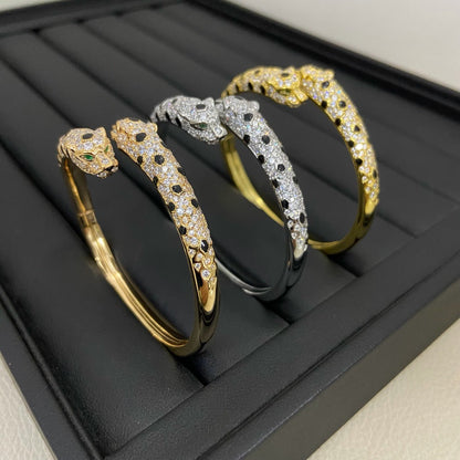 [LORA] PANTHERE DOUBLE HEADED HALF DIAMOND OPEN BRACELET