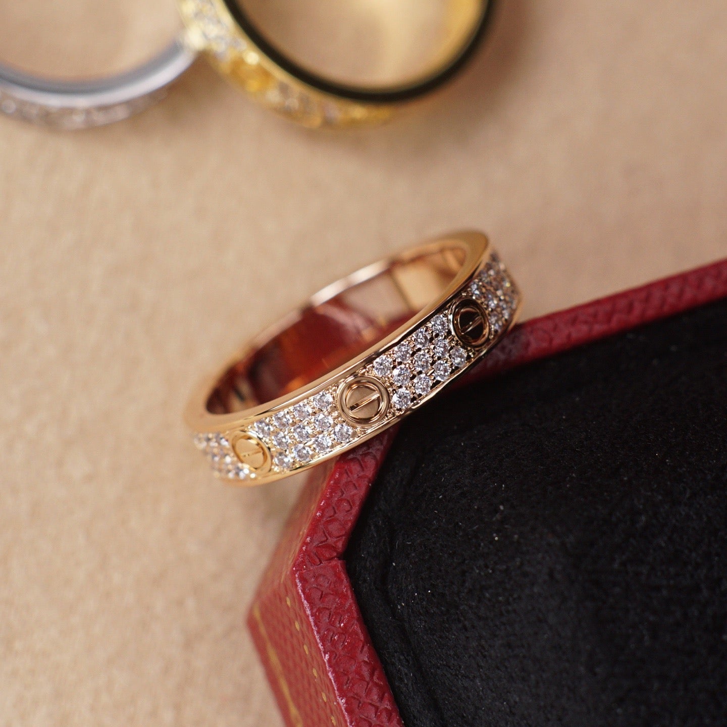 [LORA] LOVE RING 4.0MM DIAMOND PAVED