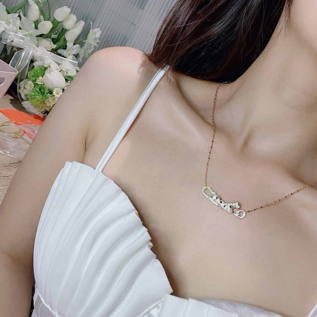 [LORA] PANTHERE PAVED DIAMOND NECKLACE