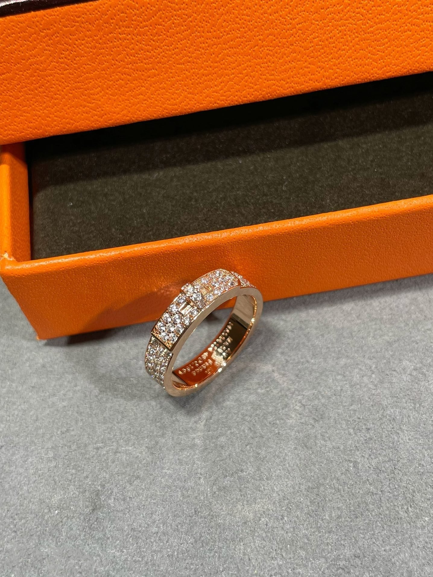 [LORA]KELLY PINK GOLD DIAMOND RING