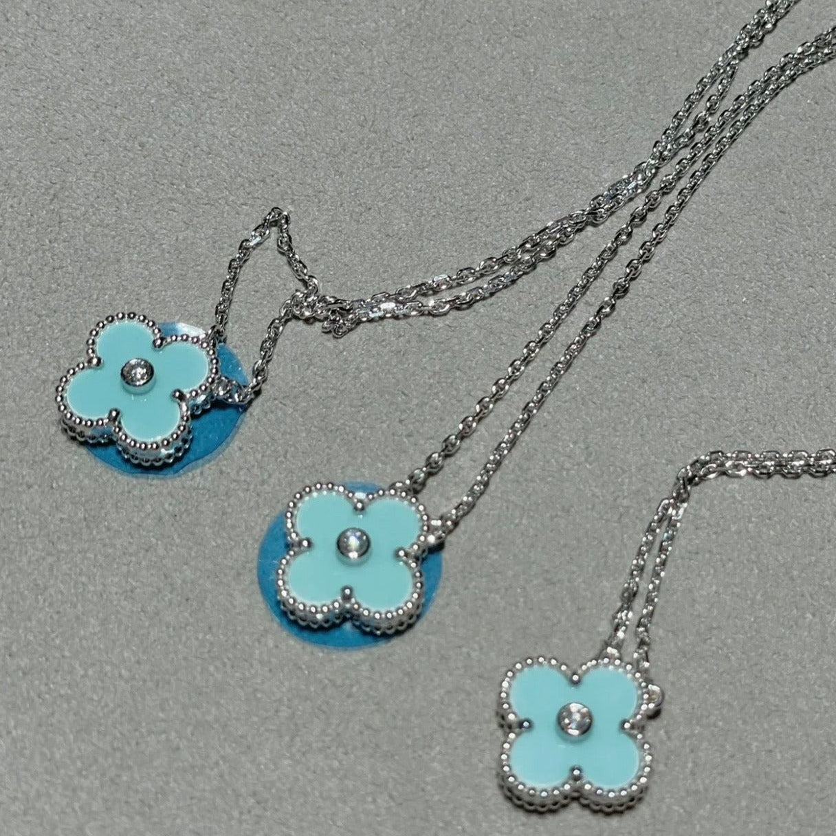 [LORA]CLOVER 1 DIAMOND LIGHT BLUE SILVER NECKLACE