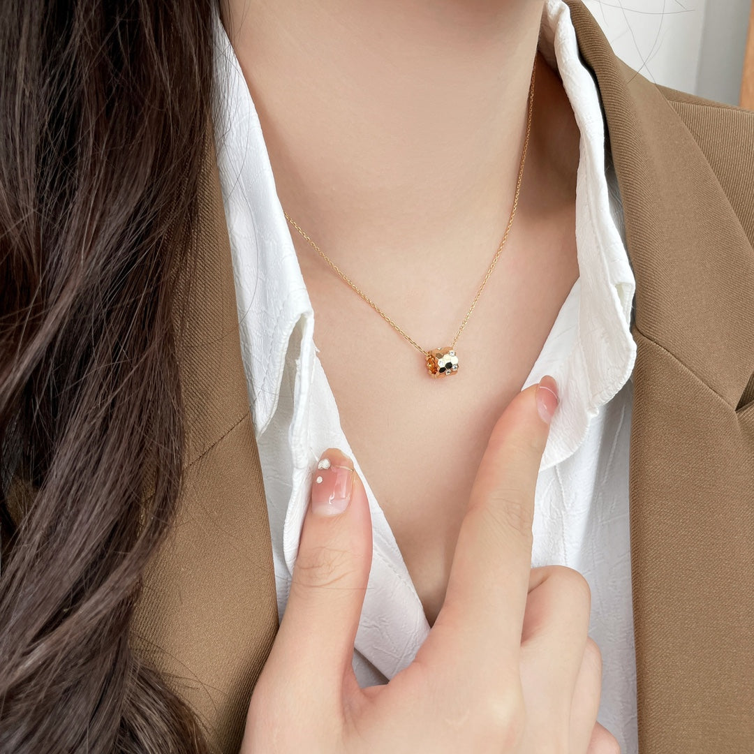 [LORA]BEE MINI PEDANT DIAMOND NECKLACE