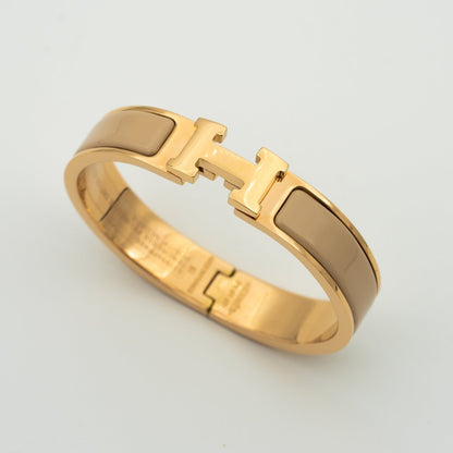 [LORA]H GREY BRACELET