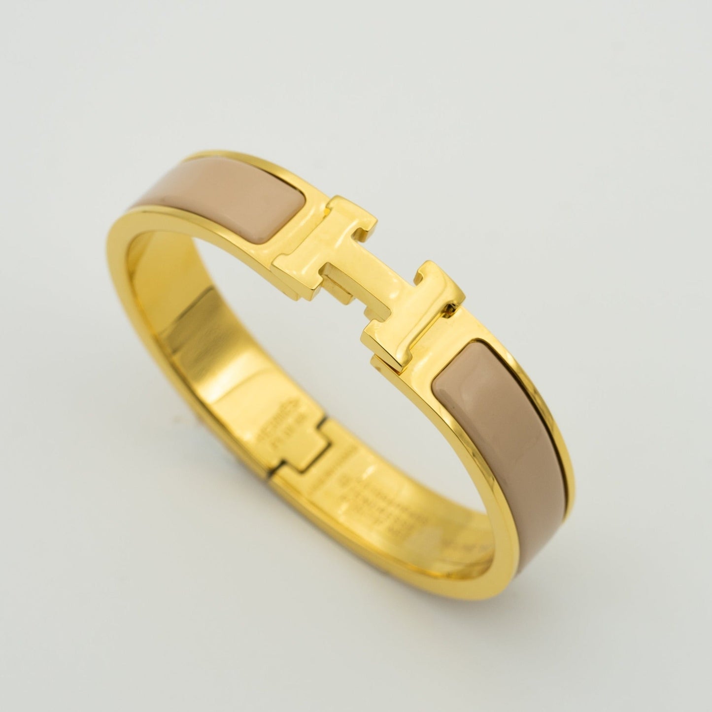 [LORA]H GREY BRACELET