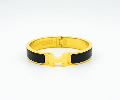 [LORA]H BLACK BRACELET