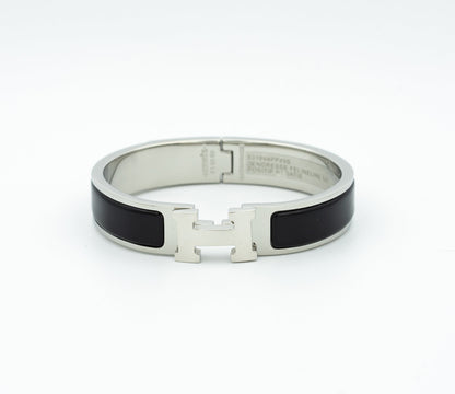 [LORA]H BLACK BRACELET