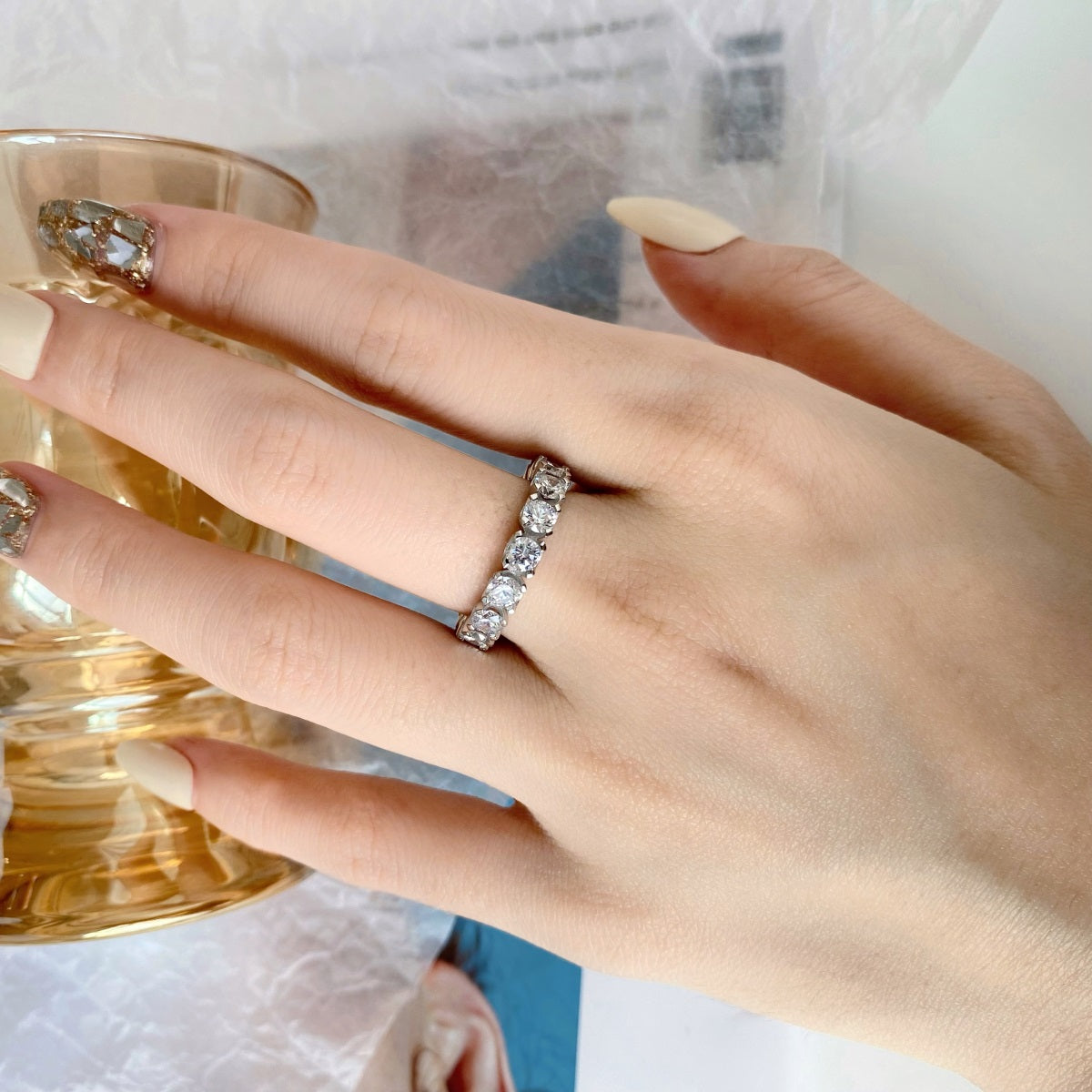 [LORA]Eternity Round Cut Tennis Ring