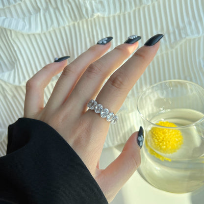 [LORA]Dainty Elongated Cushion Cut Tennis Ring