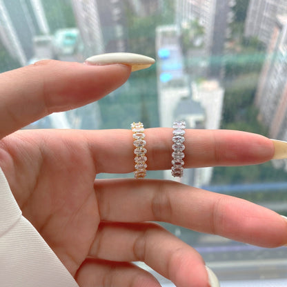 [LORA]Ornate Oval Cut Tennis Ring