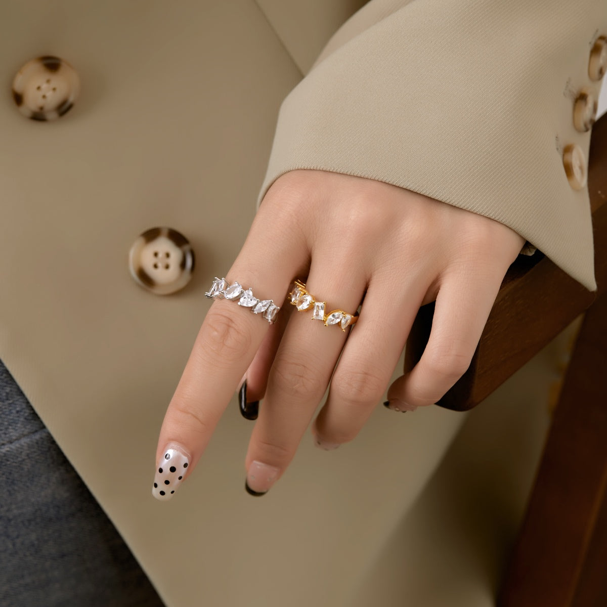 [LORA]Delicate Multi Cut Ring