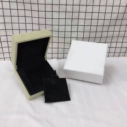 [LORA]VA CLOVER BOX GIFT BAG