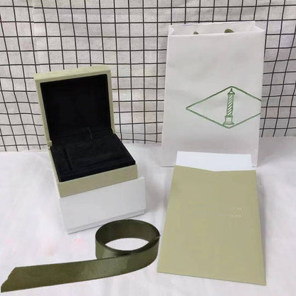 [LORA]VA CLOVER BOX GIFT BAG