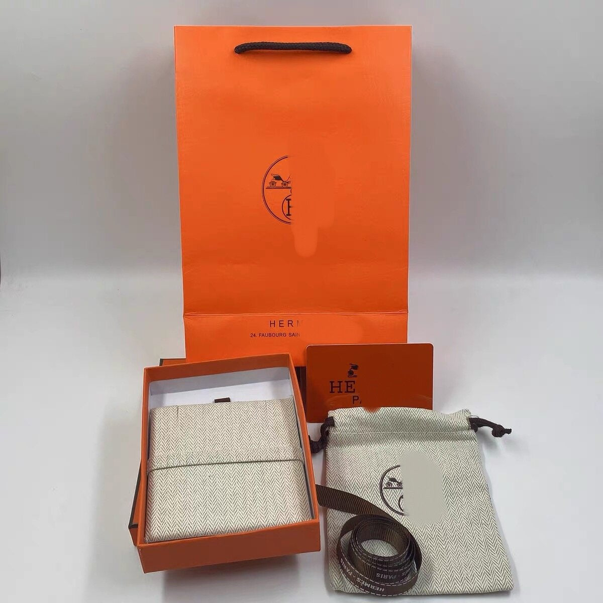 [LORA]HM  BOX GIFT BAG