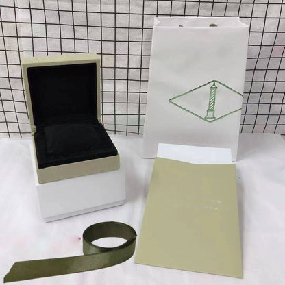 [LORA]VA CLOVER BOX GIFT BAG