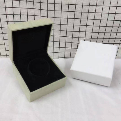 [LORA]VA CLOVER BOX GIFT BAG