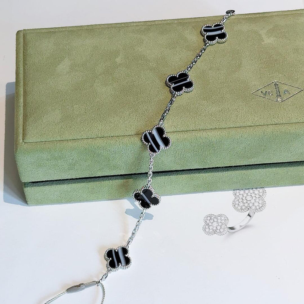 [LORA]CLOVER 5 MOTIF VEINED ONYX BRACELET SILVER