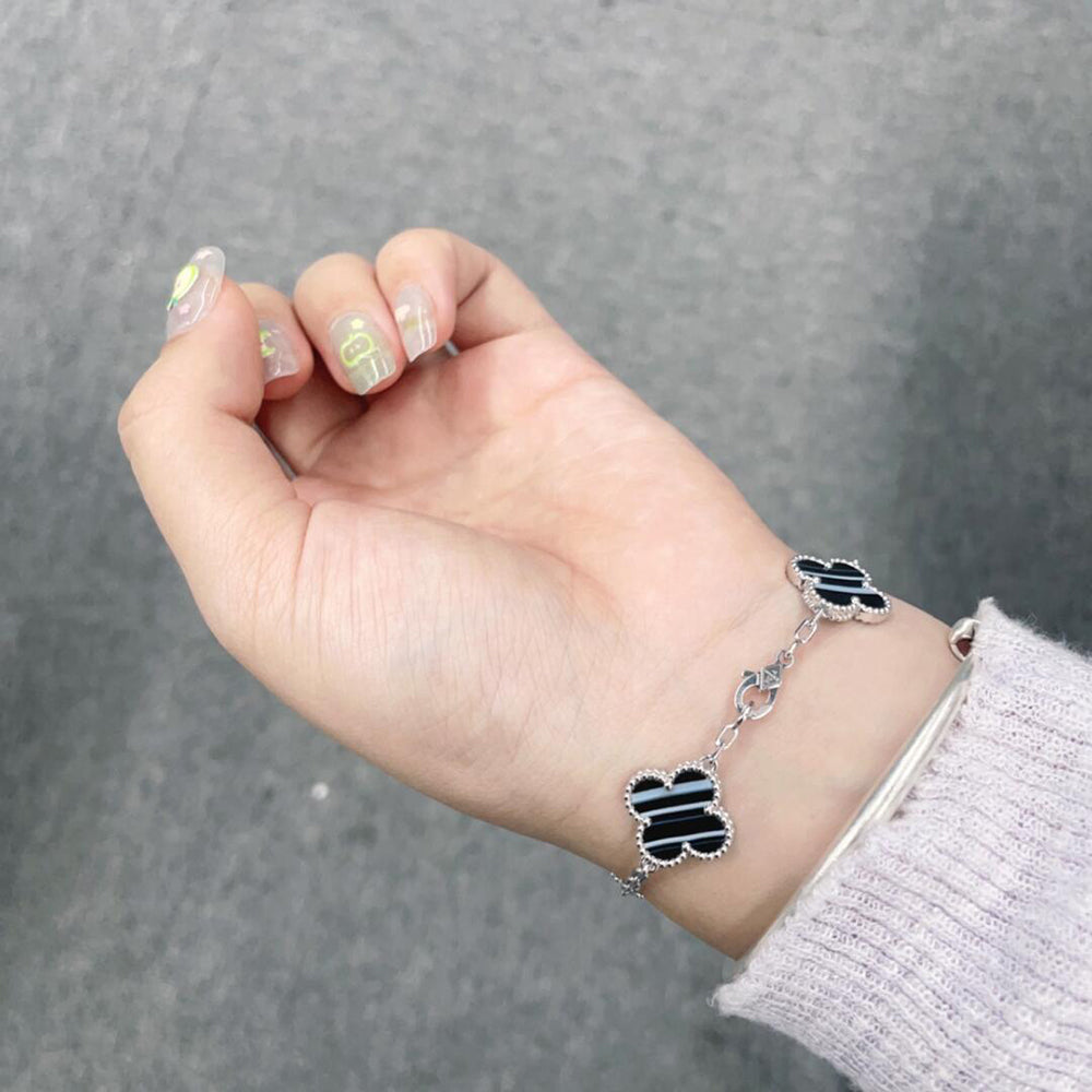 [LORA]CLOVER 5 MOTIF VEINED ONYX BRACELET SILVER