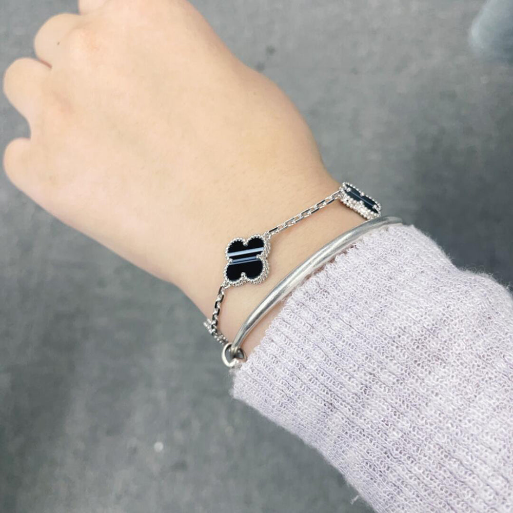 [LORA]CLOVER 5 MOTIF VEINED ONYX BRACELET SILVER