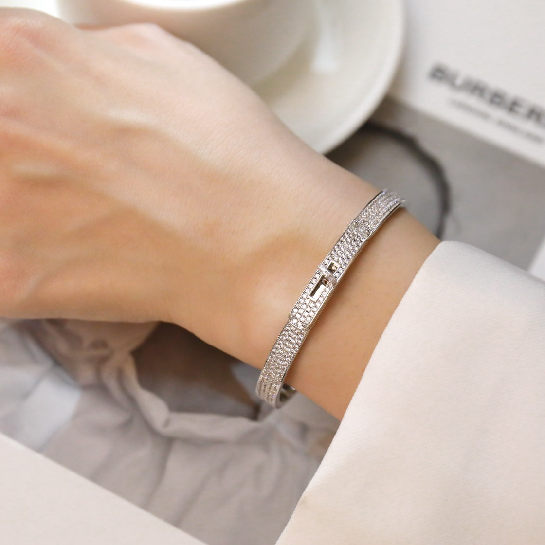 [LORA]KELLY BRACELET DIAMOND PAVED