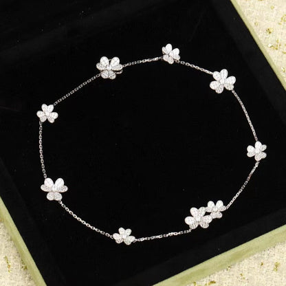 [Lora]FRIVOLE SILVER 9 FLOWERS NECKLACE