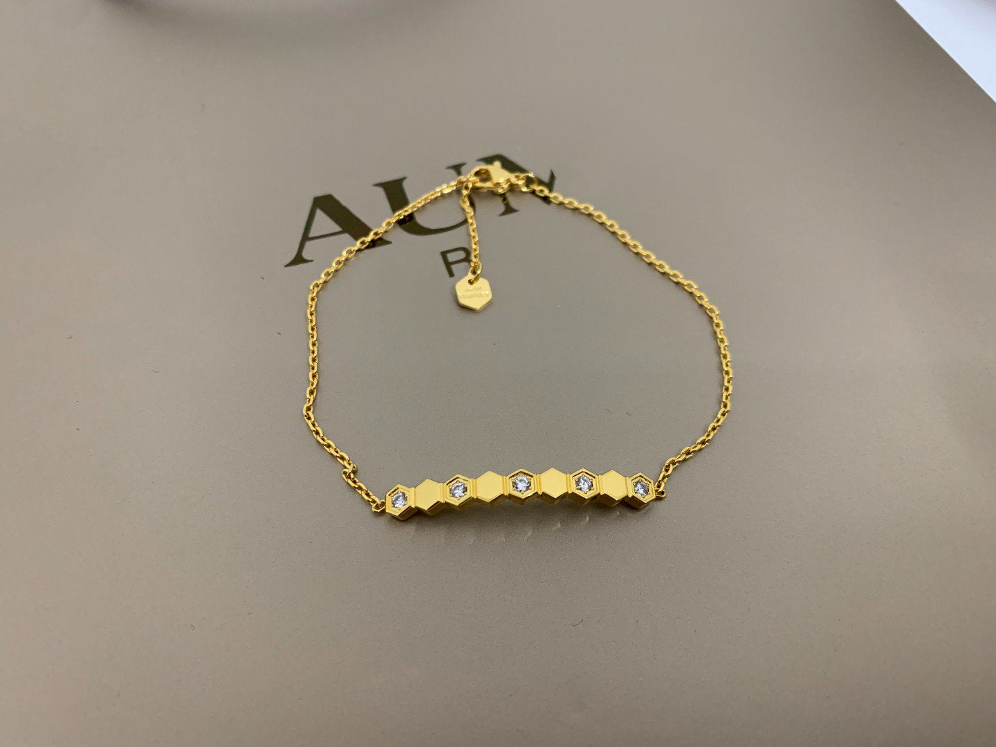 [LORA]BEE LOVE BRACELET DIAMOND