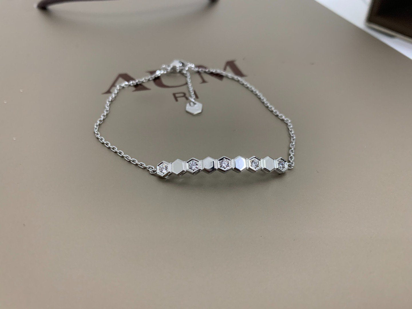 [LORA]BEE LOVE BRACELET DIAMOND