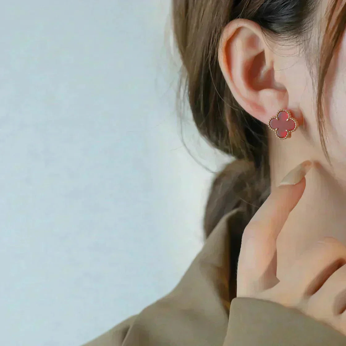 [LORA]CLOVER MEDIUM 1 MOTIFS CARNELIAN  EARRINGS