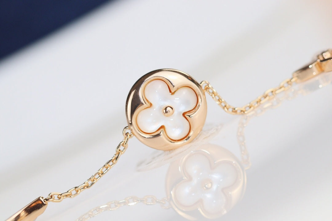 [LORA]LEAF CLOVER BRACELET