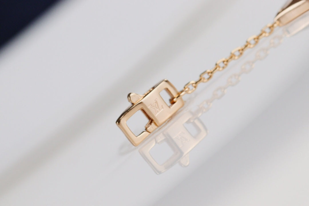 [LORA]LEAF CLOVER BRACELET