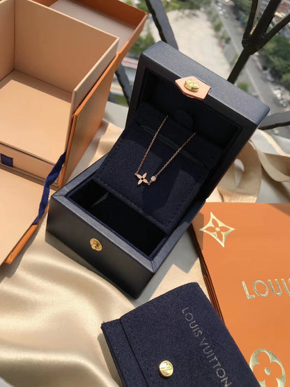 [LORA]BLOSSOM PENDANT PINK GOLD AND DIAMOND