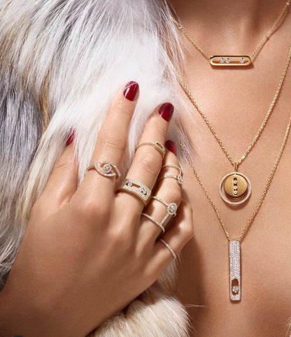 [LORA] LUCKY MOVE PM NECKLACE PINK GOLD DIAMOND